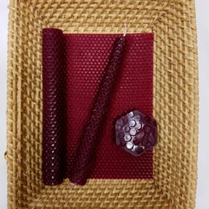 Lahtisen mehiläisvahakynttilälevy, Tumma Viinirypäle